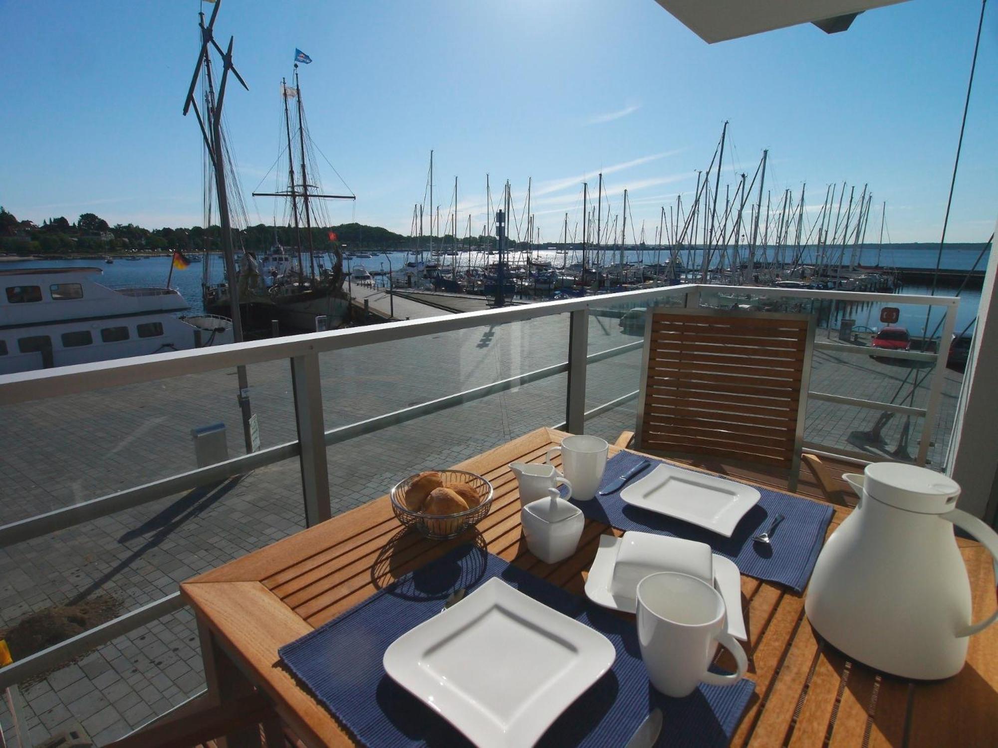 Apartment 10 - "Borbyblick" - Blickrichtung Hafen Und Offene See Eckernfoerde Exterior photo